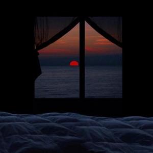 极品美女扒开粉嫩小泬!
